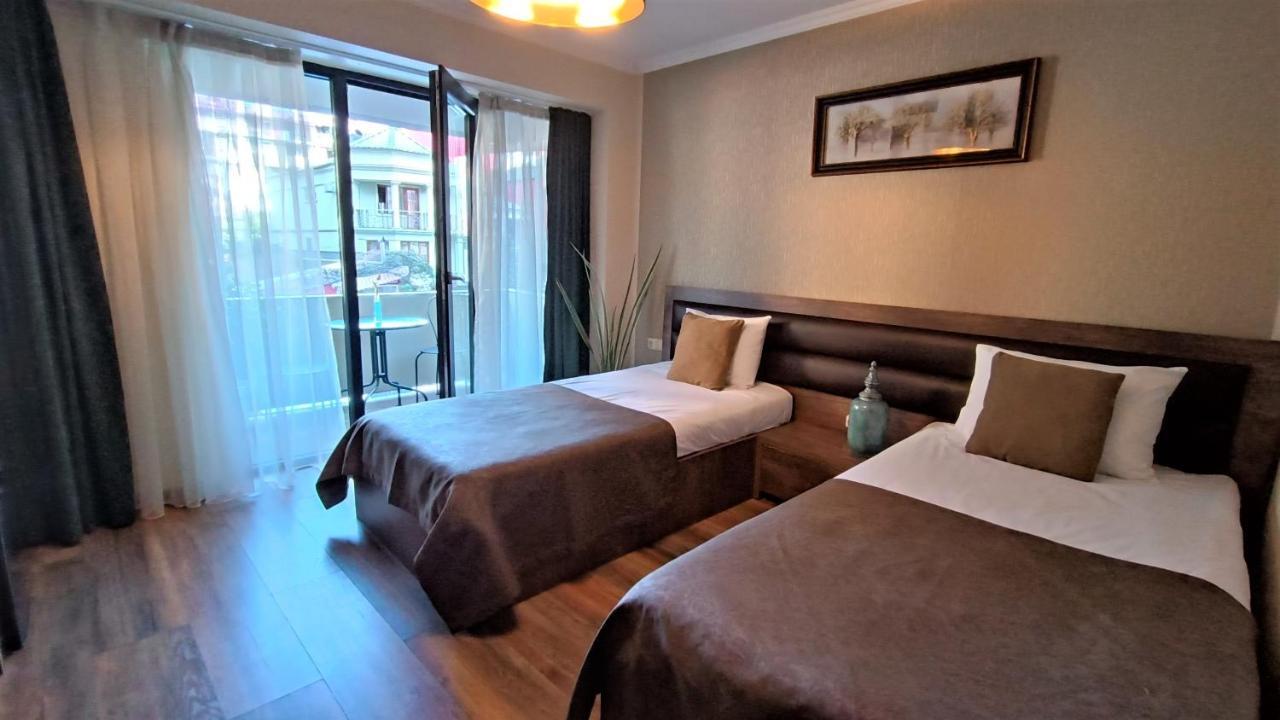 Hills Batumi Hotel Exterior photo